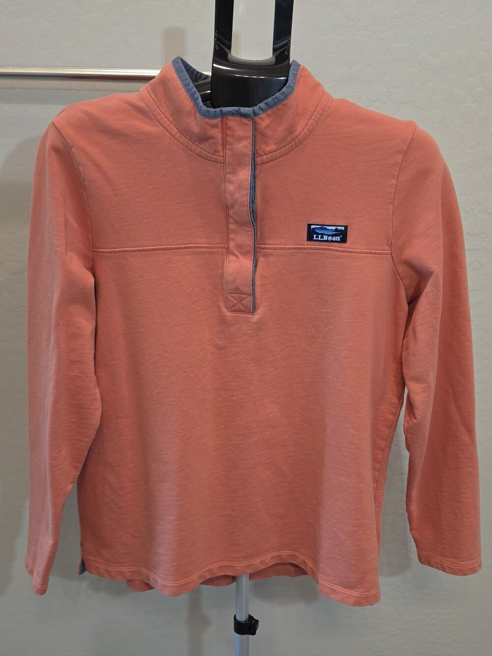 L.L. Bean Womens Coral-Blend Pullover with Contrast Trim